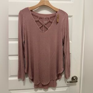 American Eagle Outfitters  Pink Mauve Long Sleeve T-Shirt Top Size M Soft & Sexy